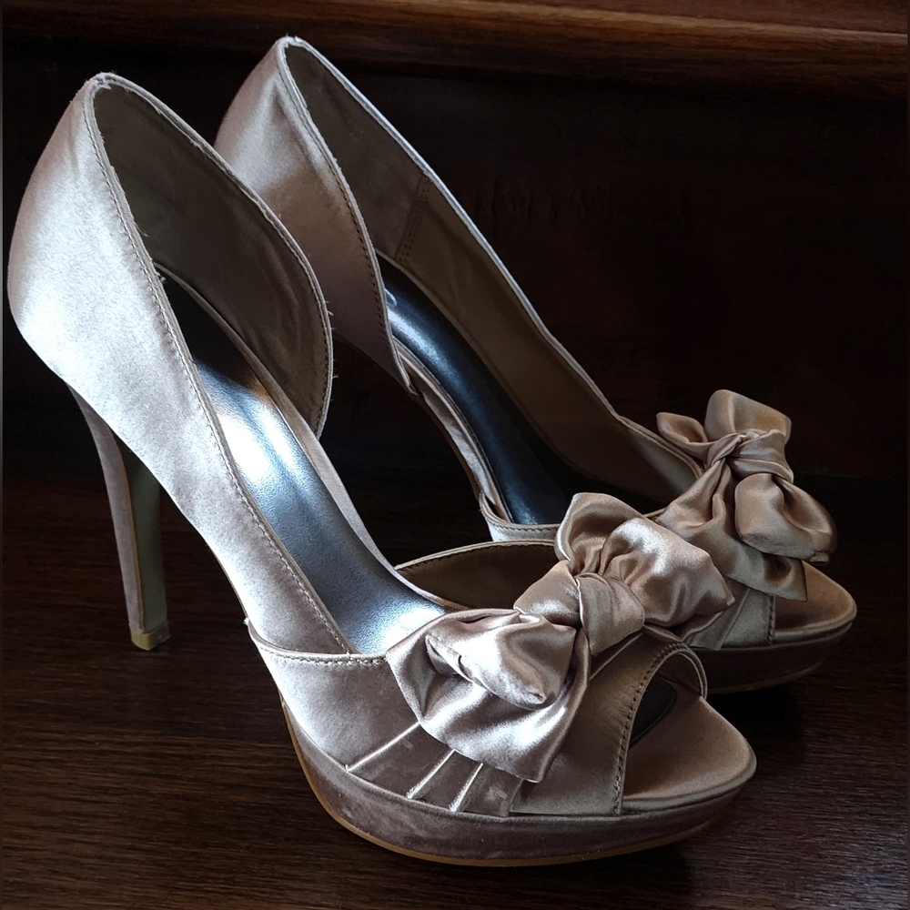 Aldo Women's High Heels  Size: EU 40  (US 9)